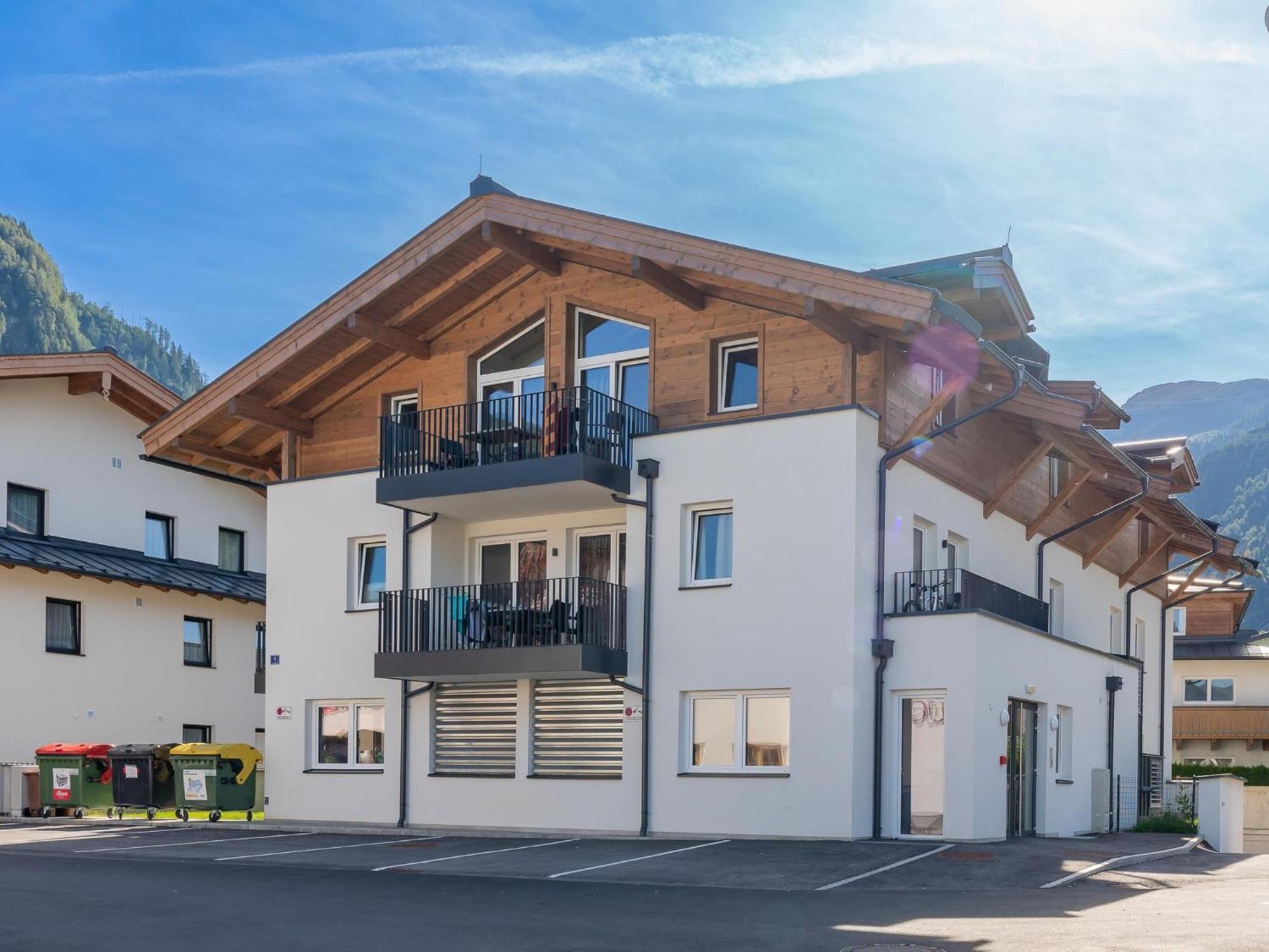Falken Suites Top 4 Kaprun Exterior foto