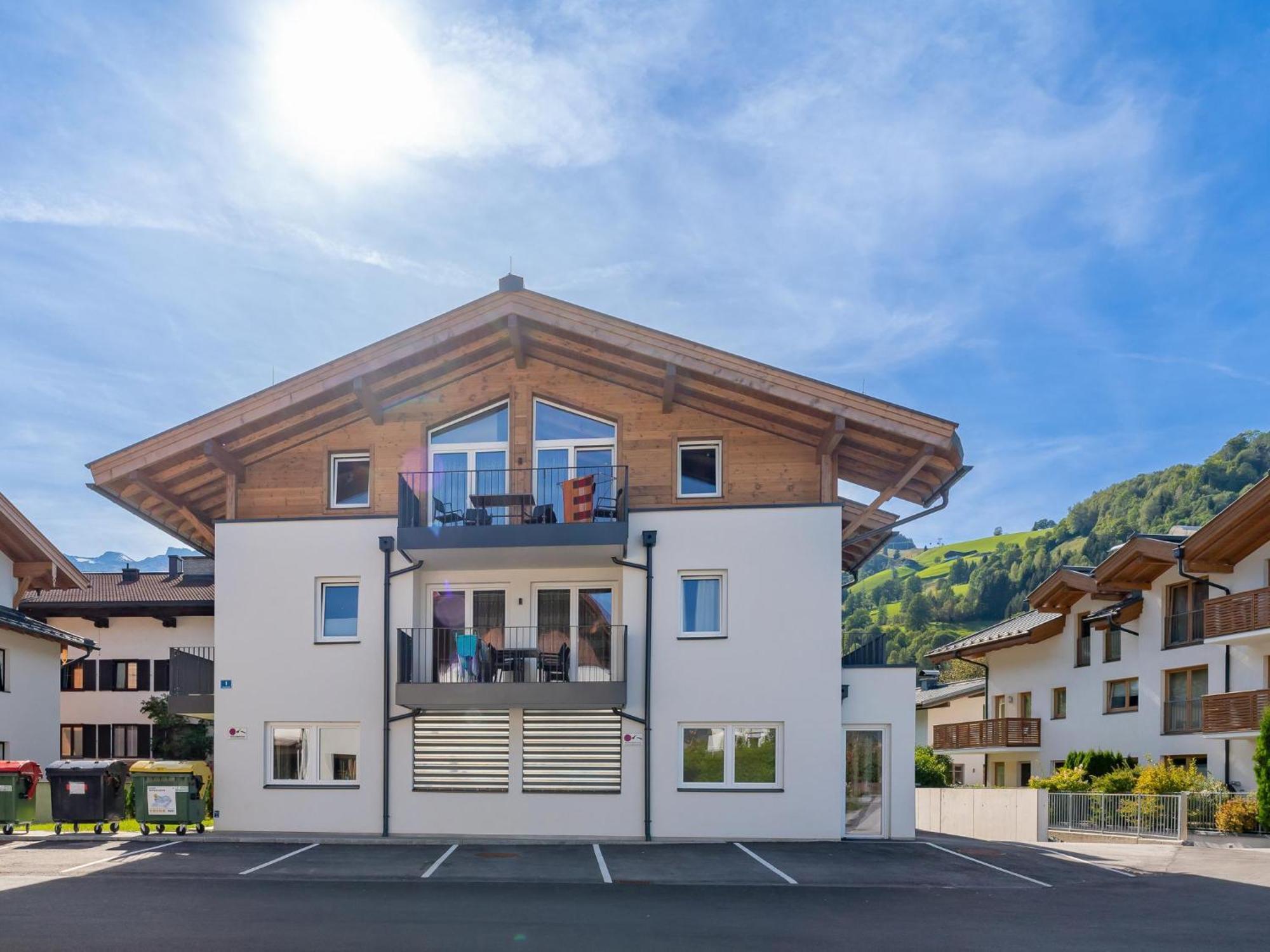 Falken Suites Top 4 Kaprun Exterior foto